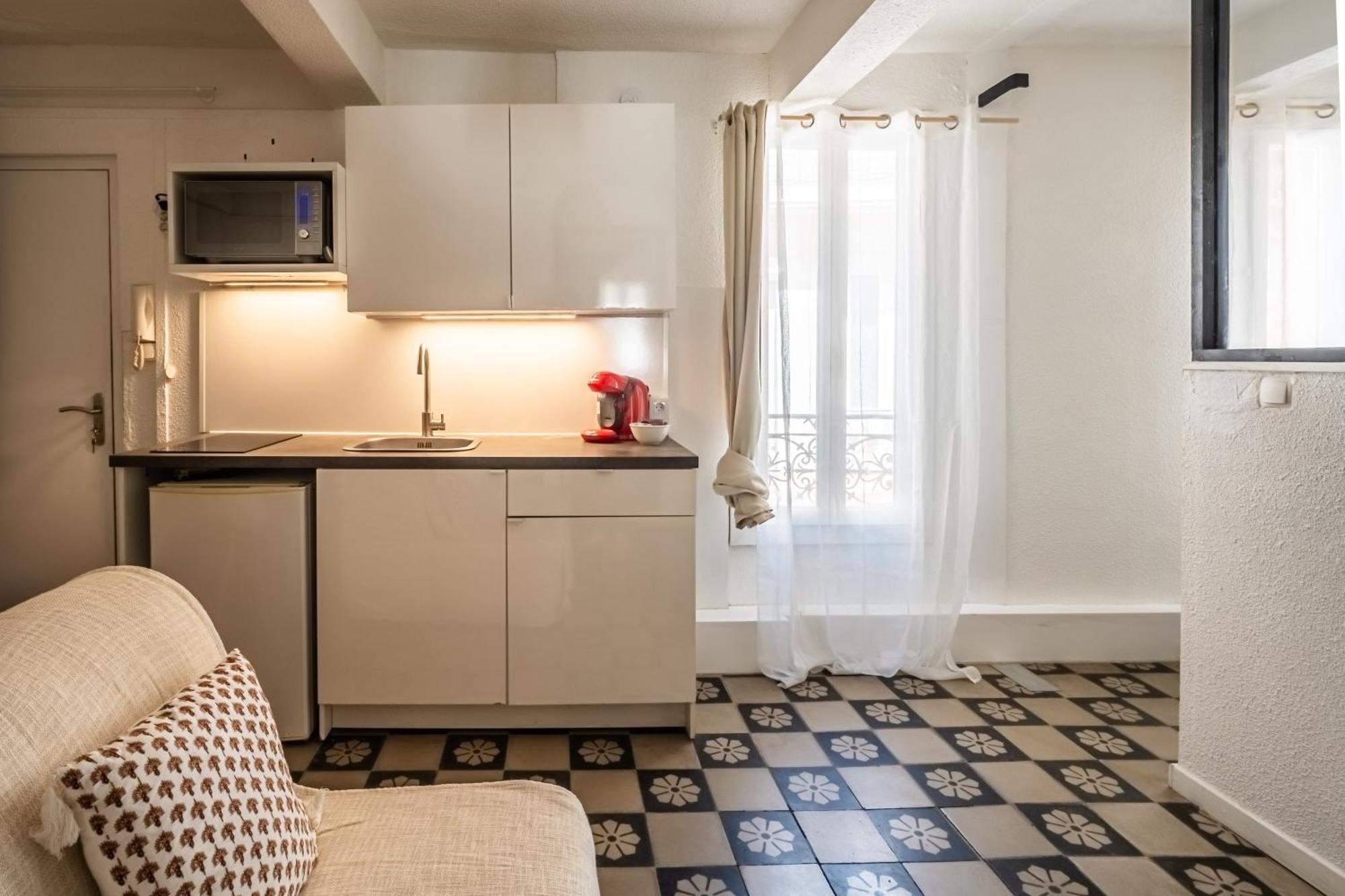 Charmant Studio Rue Droite Narbonne Bagian luar foto